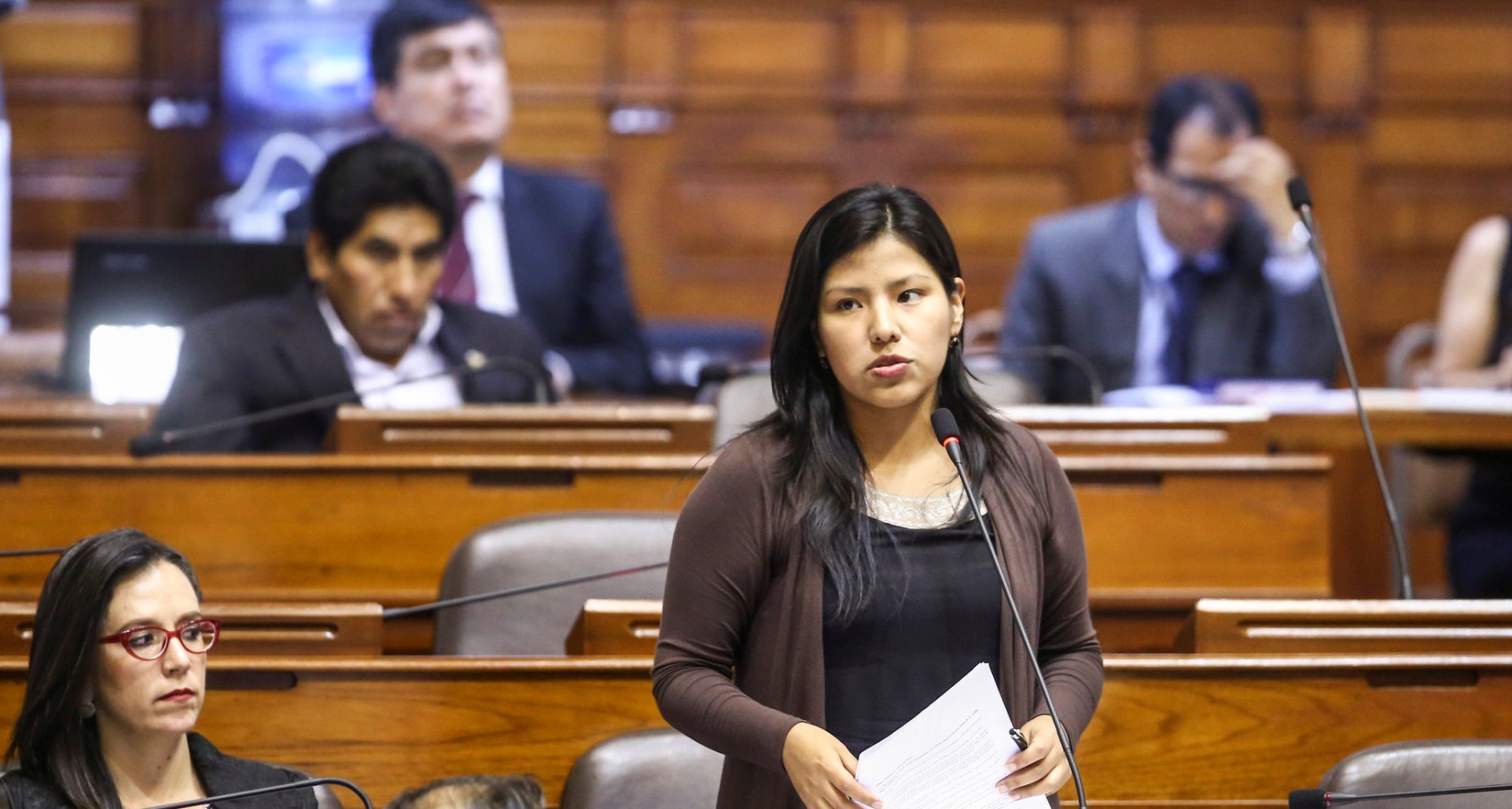 La congresista del Frente Amplio Indira Huilca, ha propuesto 4 de los 11 proyectos de ley a favor de la mujer. Foto: Congreso.